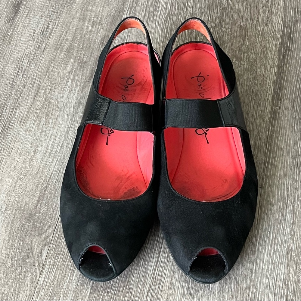 Pas De Rouge Slingback Mini Wedges